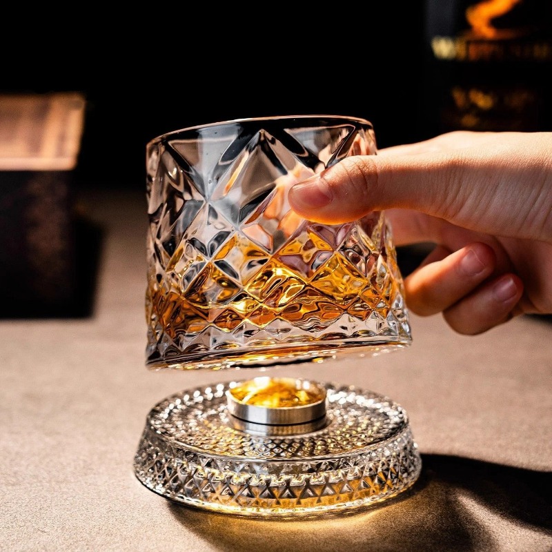 Roterende whiskyglazen met gla - Yamazaki Home Bathroom Storage recensie en prijs