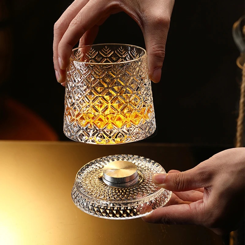 Roterende whiskyglazen met gla - Yamazaki Home Bathroom Storage recensie en prijs